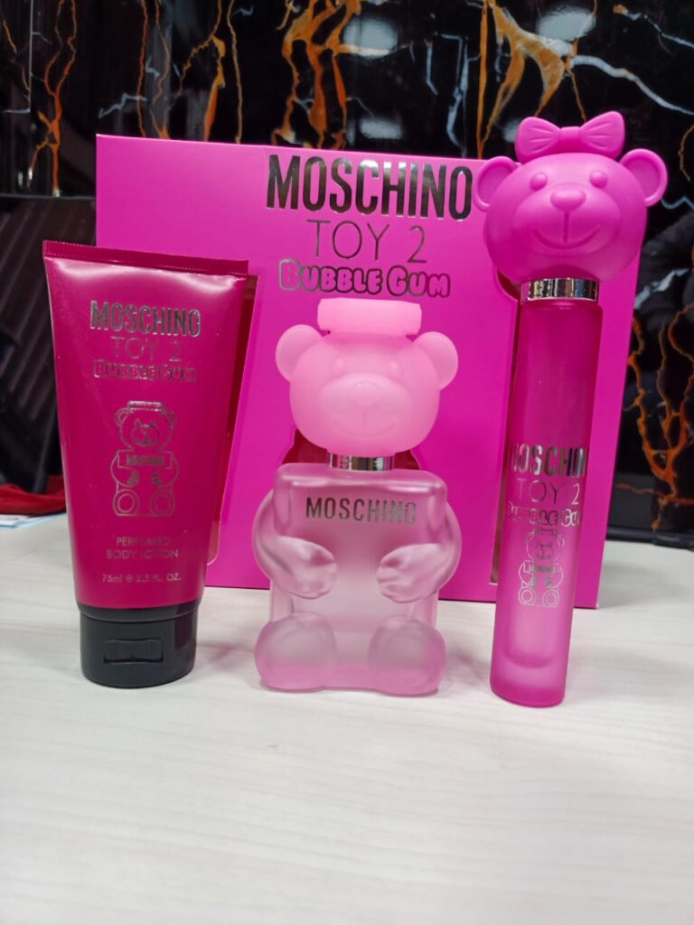 Kit Moschino Bubble Gum