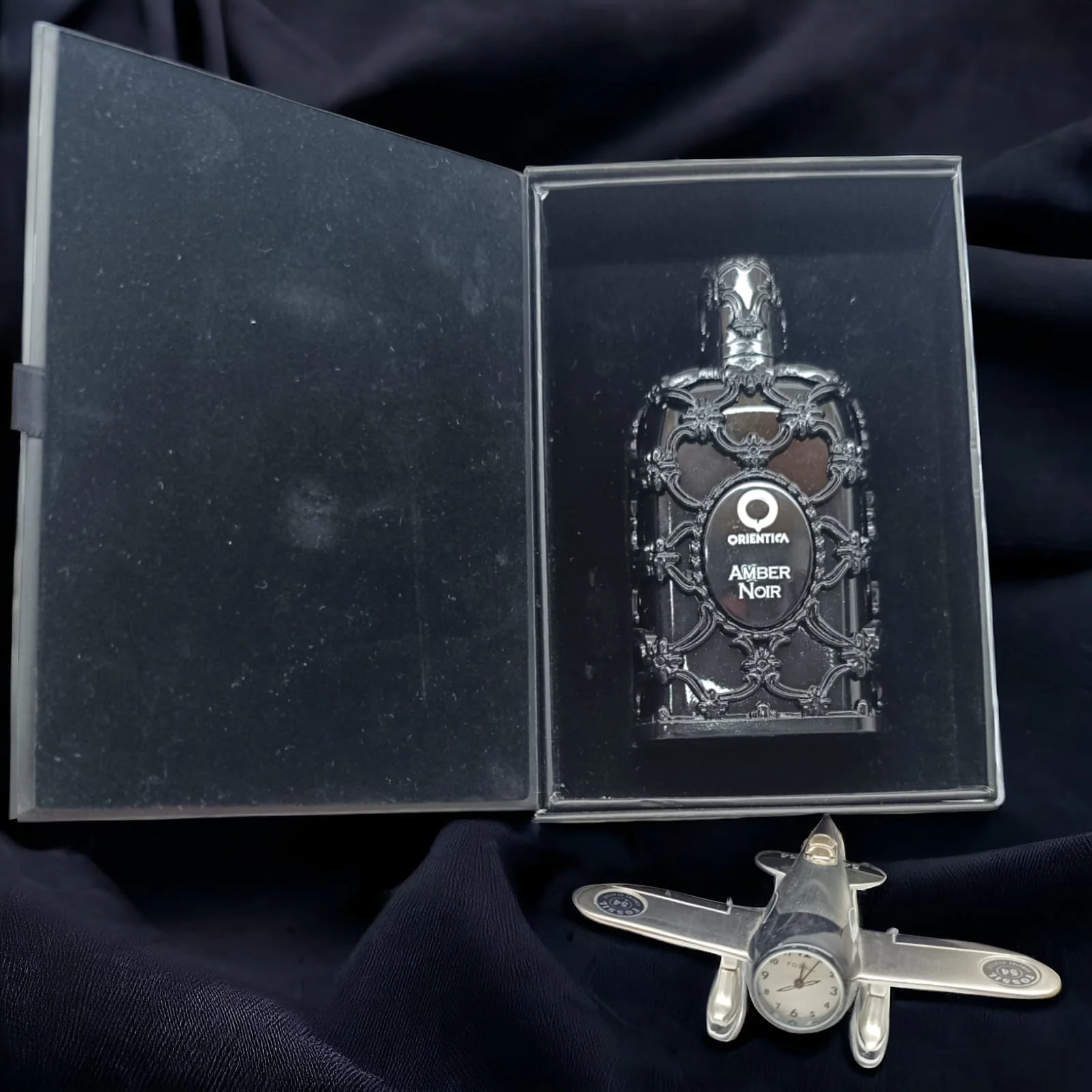 Amber Noir - Image 2